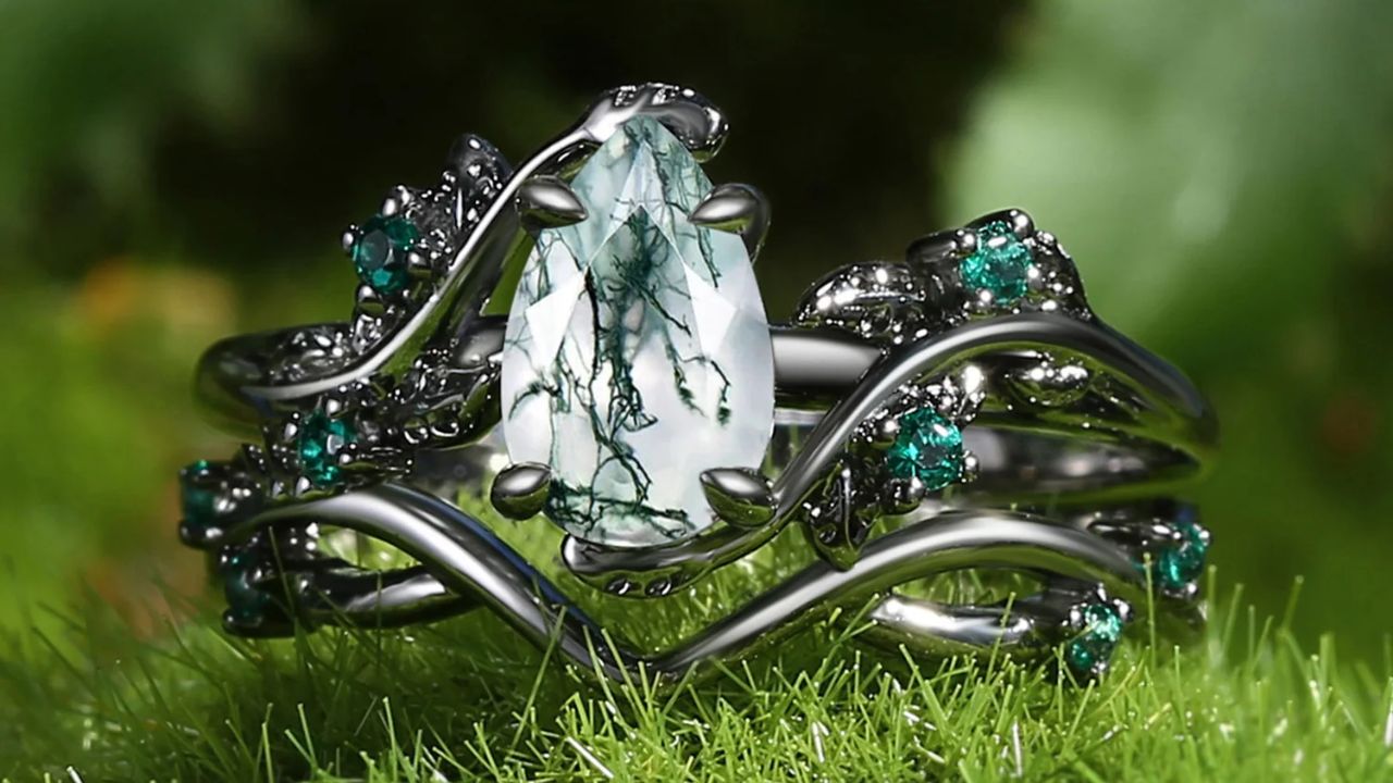 The Allure of Moss Agate: Felicegals’ Nature-Inspired Gemstones