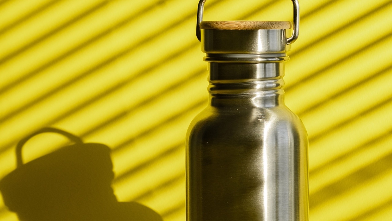 How to Choose Bulk Water Bottles for Corporate Gifting Without Getting Burned on Quality